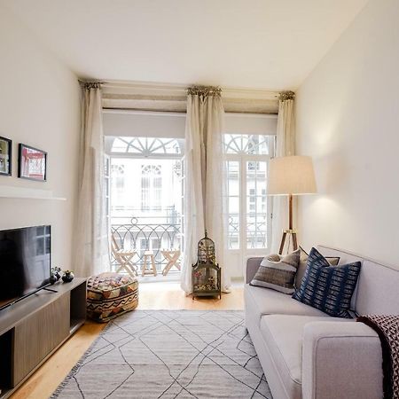 Boutique Rentals-Flores Plaza In City Historical Center Porto Buitenkant foto