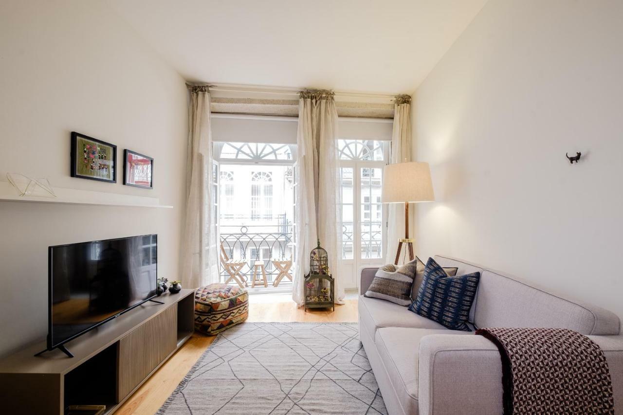 Boutique Rentals-Flores Plaza In City Historical Center Porto Buitenkant foto