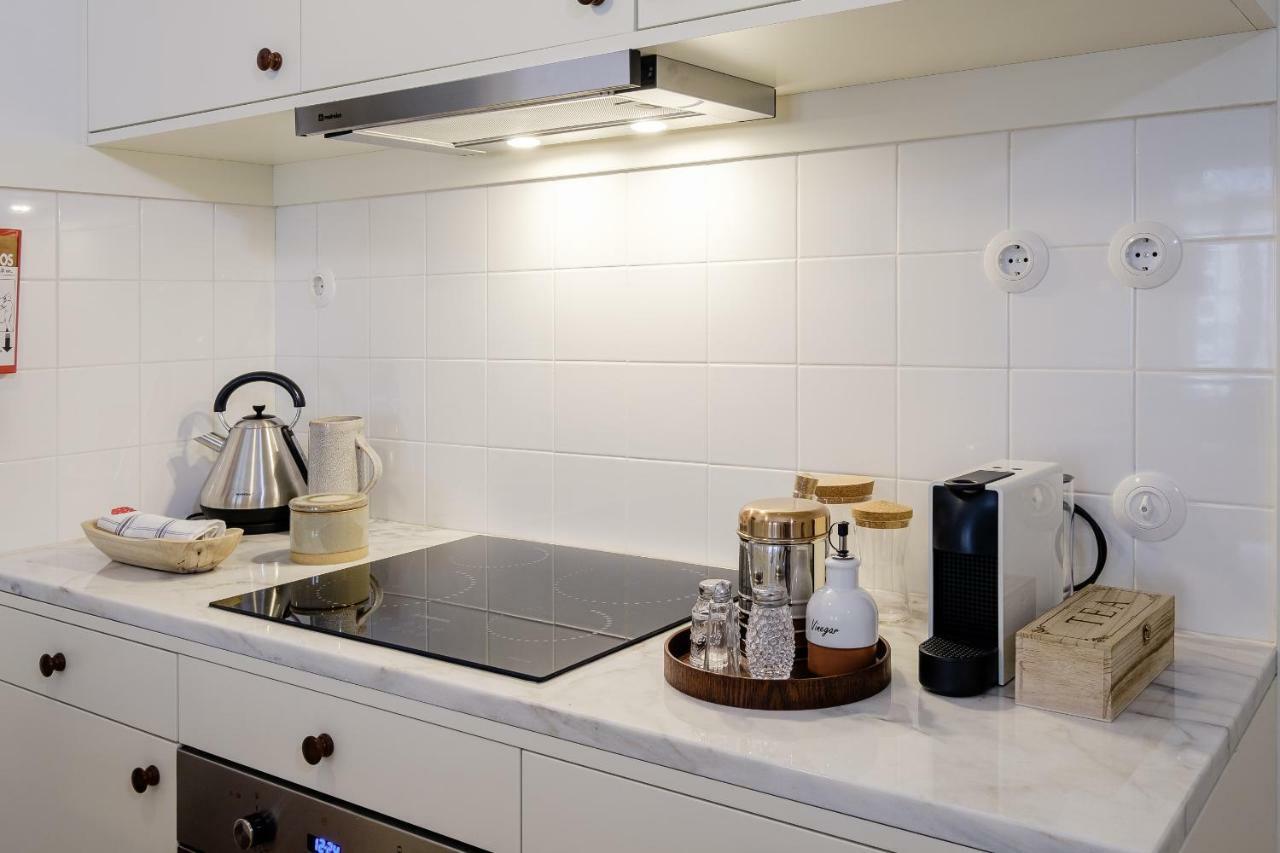 Boutique Rentals-Flores Plaza In City Historical Center Porto Buitenkant foto
